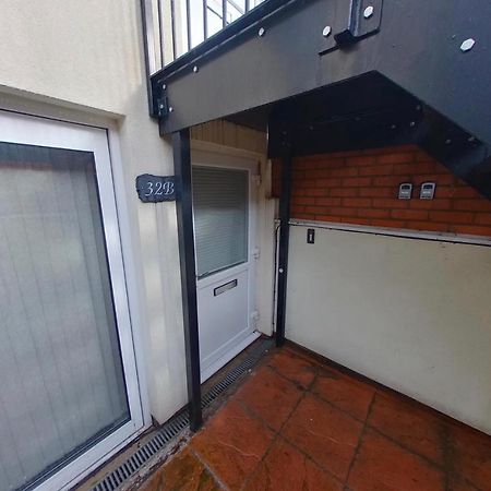 Cosy Escape - Studio Apartment In Coventry City Centre Екстер'єр фото
